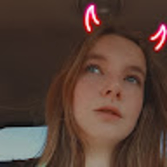 Meet your Posher, Kaitlyn - Picture 1 of 1